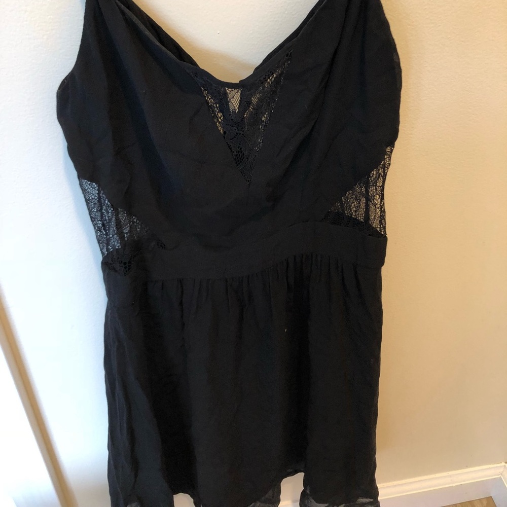 Most beautiful LBD with lace detail ✨